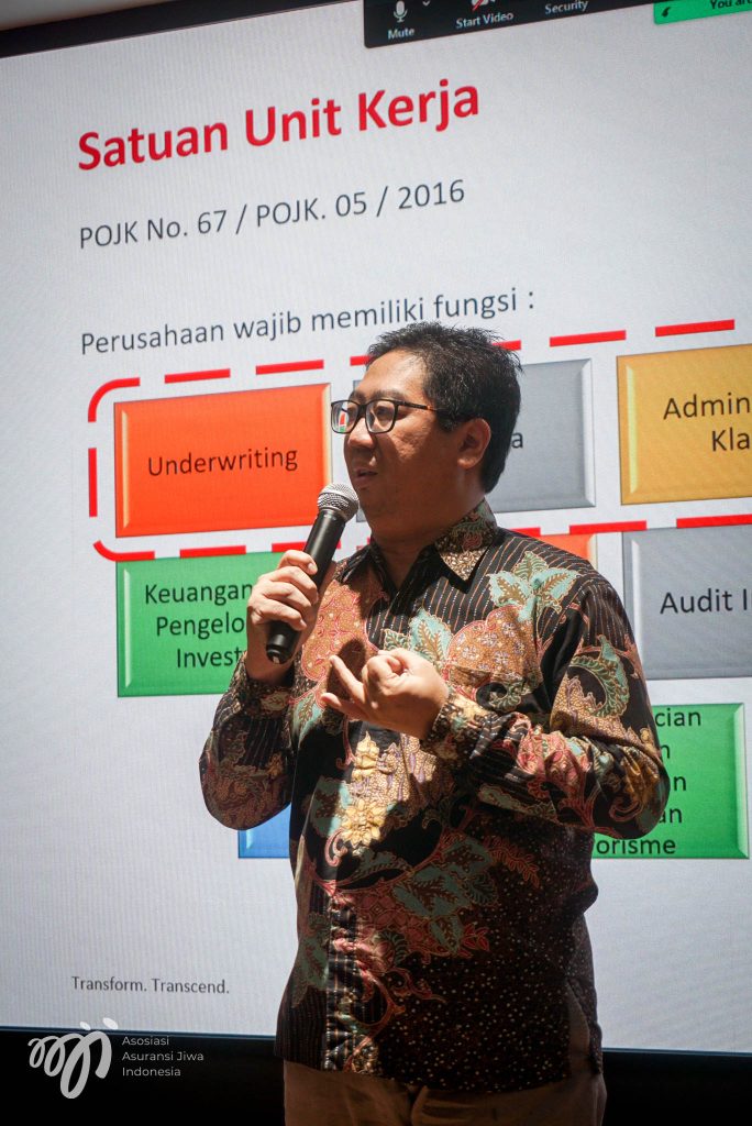 Bi partiyada ajoyib minat Bi partiyada ajoyib minat