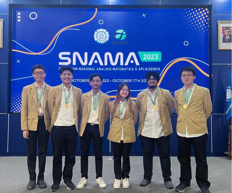 Perolehan 2 Medali Emas & 1 Medali Perak Lomba Poster & Makalah Kalkulus Kamindo